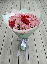 Букет цветов из:  Альстромерии в Озинках