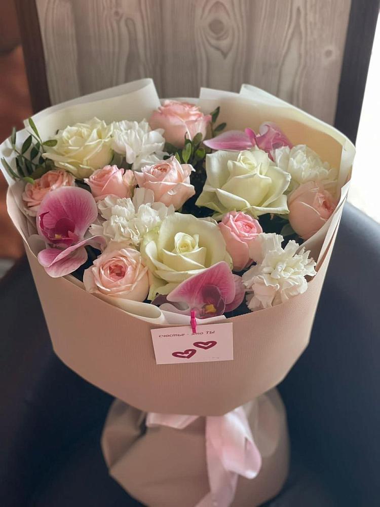 Букет цветов из: Орхидеи, Розы и Гвоздики в Озинках