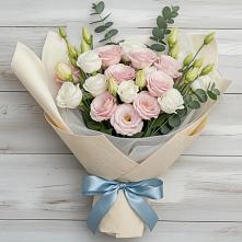 Букет цветов из:  Лизиантусы в Озинках