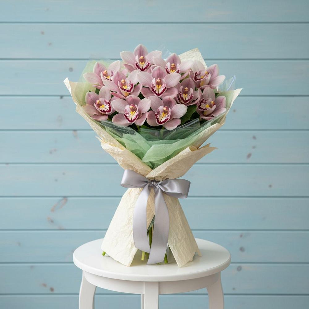 Букет цветов из: Орхидеи и Розы в Озинках