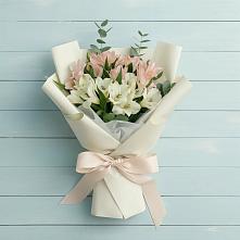 Букет цветов из:  Альстромерии в Озинках