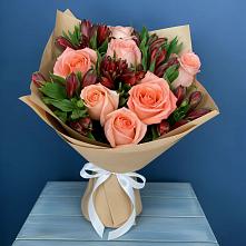 Букет цветов из:  Розы и Альстромерии в Озинках