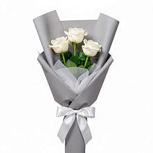 Букет 3 белые розы в Озинках