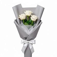 Букет 3 белые розы в Озинках