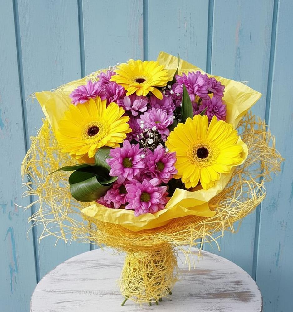 Букет цветов из: Хризантемы и Герберы в Озинках