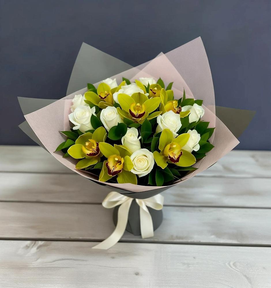 Букет цветов из: Орхидеи и Розы в Озинках