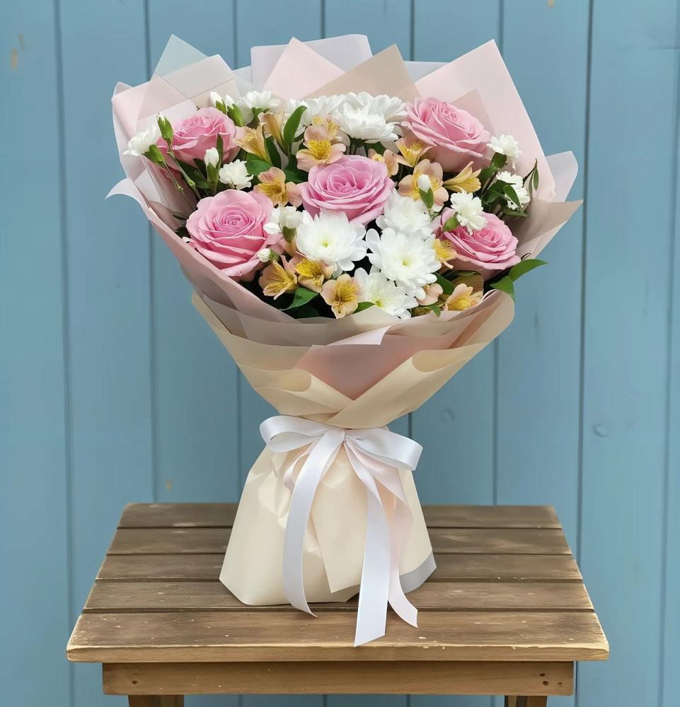 Букет цветов из: Гвоздики, Орхидеи и Розы в Озинках