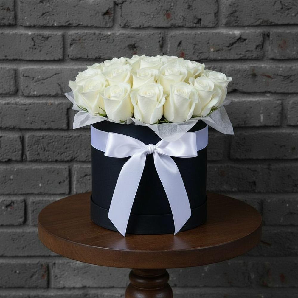 Цветочная композиция из Розы в шляпной коробке в Озинках