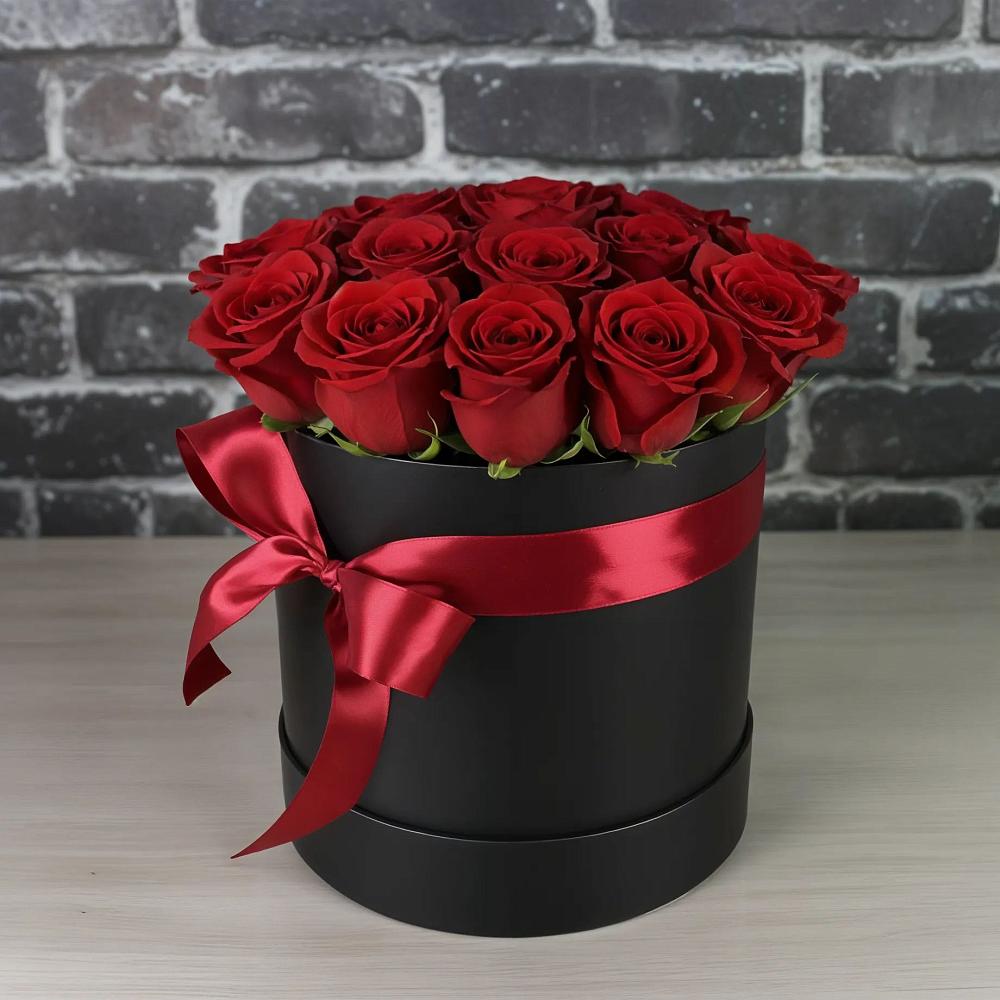 Цветочная композиция из Розы в шляпной коробке в Озинках