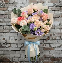 Букет цветов из:  Розы, Лизиантусы и Гвоздики #REPLACE_PRED# Озинках