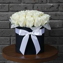 Цветочная композиция из Розы в шляпной коробке в Озинках